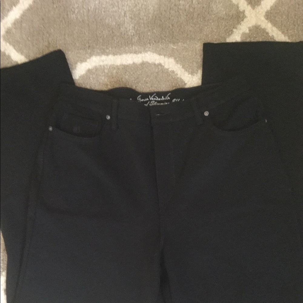 NWOT Gloria Vanderbilt knit black jean style pants
